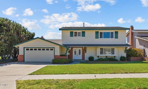 Photo of 207 Gorrion Avenue, Ventura, CA 93004 (MLS # V1-38581)