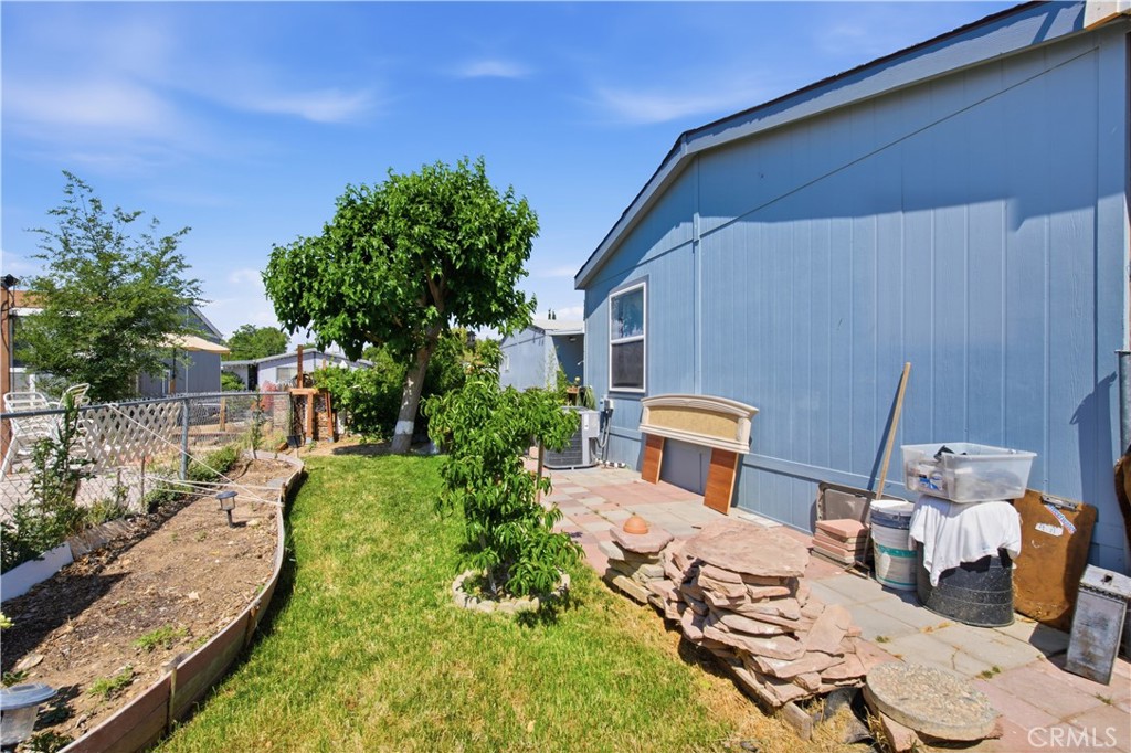 2545 E Avenue I