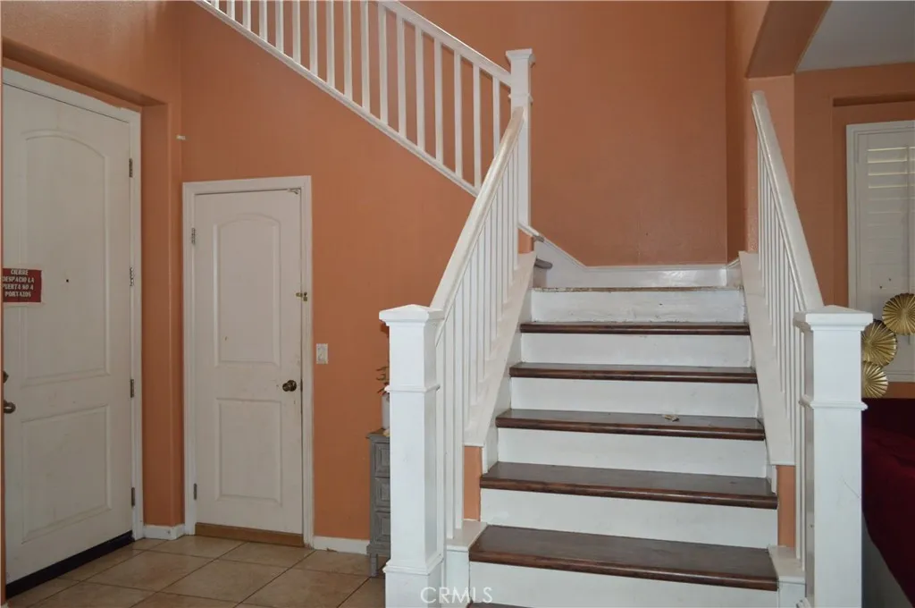 Lake Elsinore, California 92532, United States, 5 Bedrooms Bedrooms, ,5 BathroomsBathrooms,Residential,Active,237121