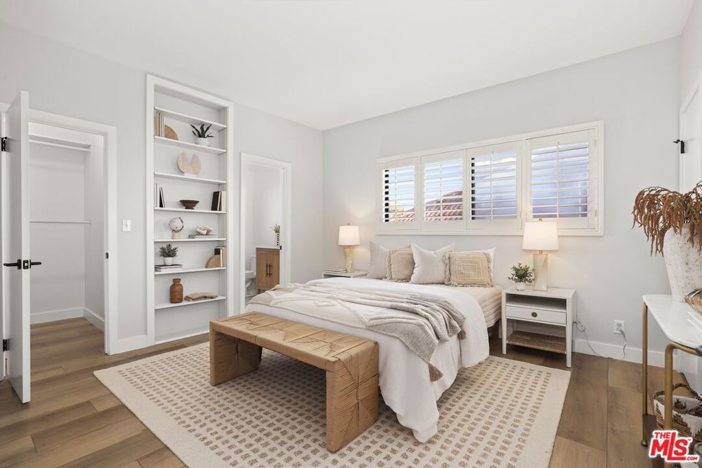 Photo of 1049 16th Street #5, Santa Monica, CA 90403 (MLS # 26651861)