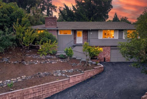 Photo of 18 Woodcrest Circle, Oakland, CA 94602 (MLS # ML82055472)