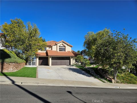 Photo of 24825 Laurelcrest Ln, Stevenson Ranch, CA 91381 (MLS # SR26042754)