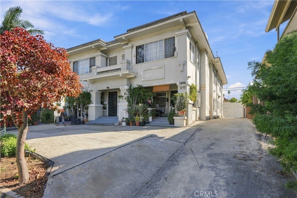 1244 5th Ave