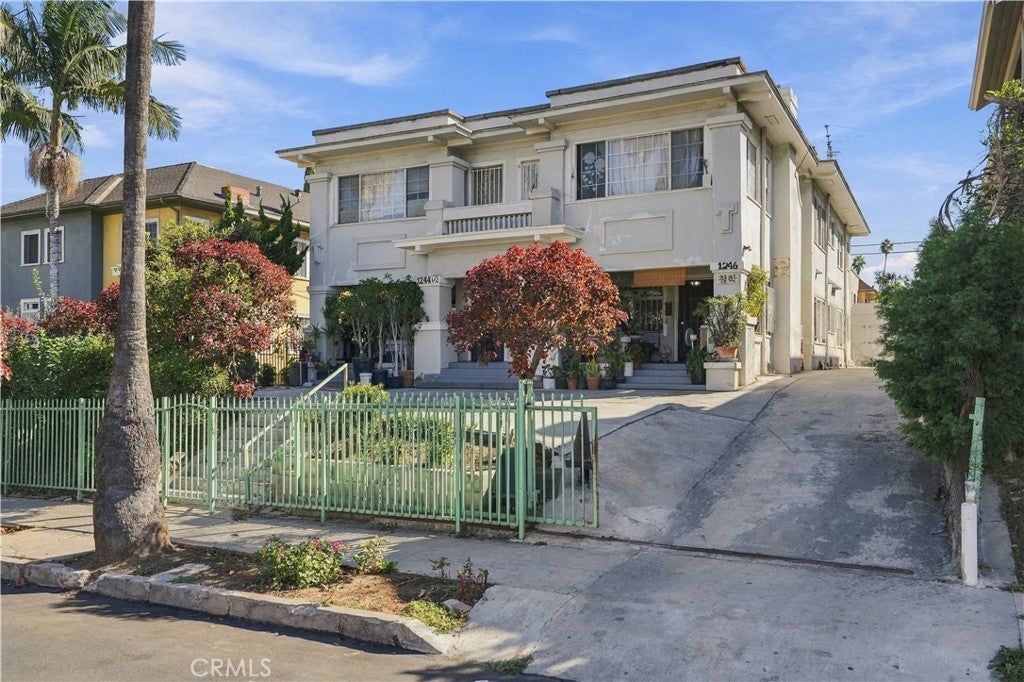 1244 5th Ave