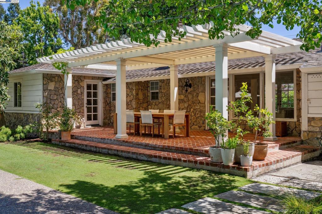 CHERRY LANE - Residential