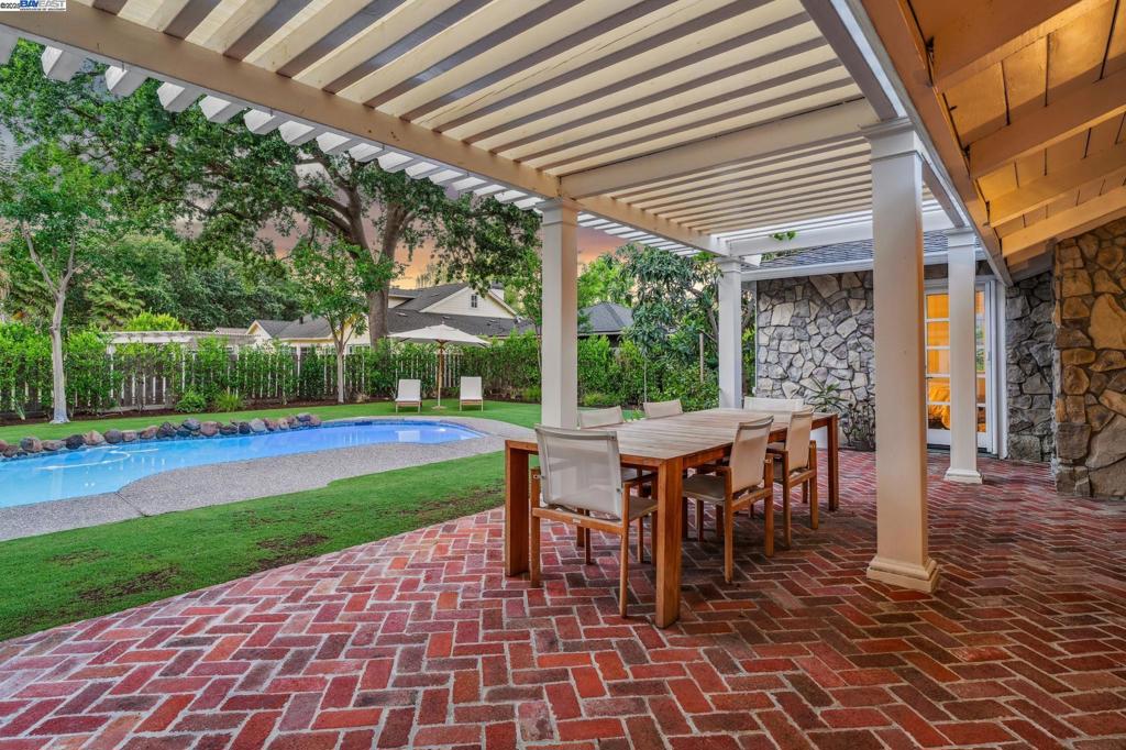 CHERRY LANE - Residential