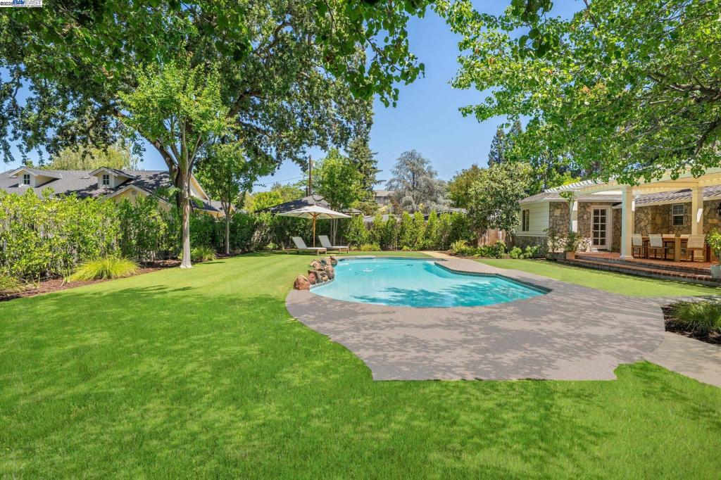 CHERRY LANE - Residential