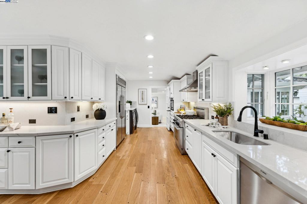 CHERRY LANE - Residential