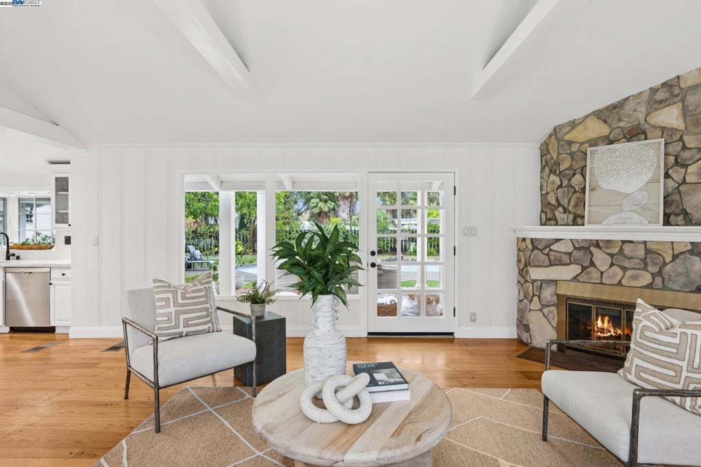 CHERRY LANE - Residential