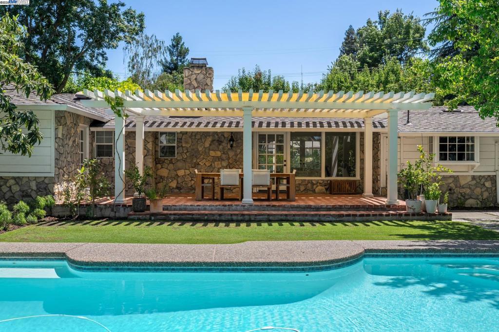 CHERRY LANE - Residential