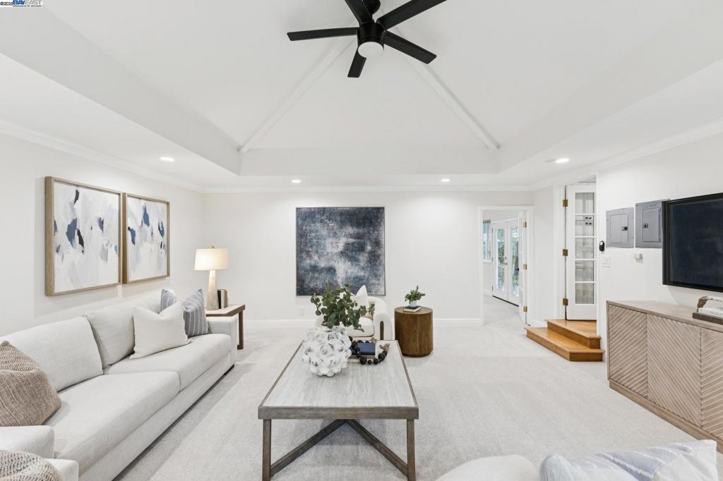 CHERRY LANE - Residential