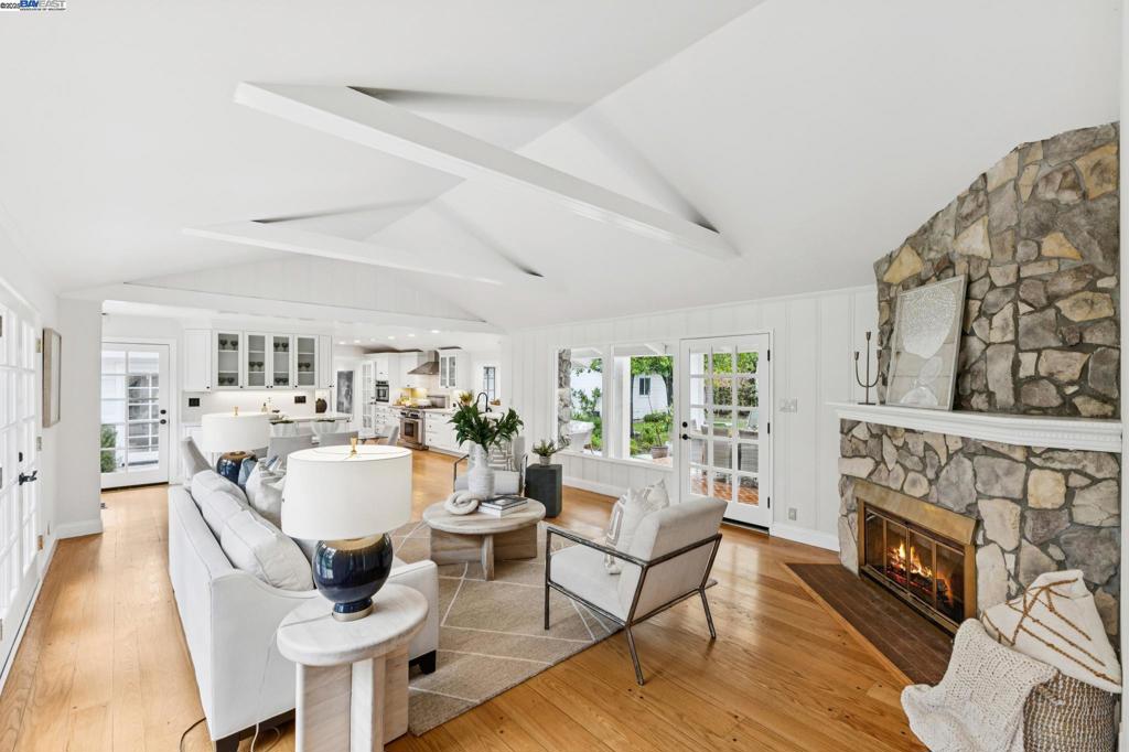 CHERRY LANE - Residential