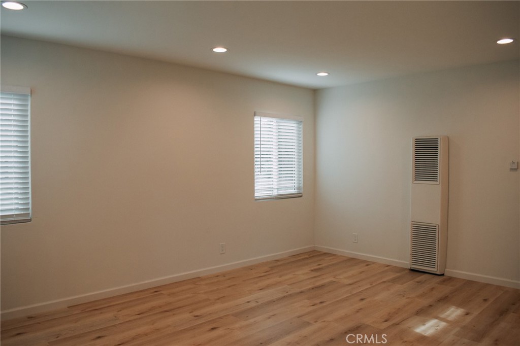 Come see this recently remodeled 2 bedroom apartment in the West Torrance neighborhood. With just over one mile to the beach and close to shopping centers, this apartment is close to activities. This downstairs unit with enclosed garage offers one car parking in the garage and one car in front. The new recessed lighting and natural lighting combined with light colored laminate flooring and double-pane windows throughout the home give it a bright feel. No pets and no smoking. Photos are from similar upstairs unit and some items may be slightly different.