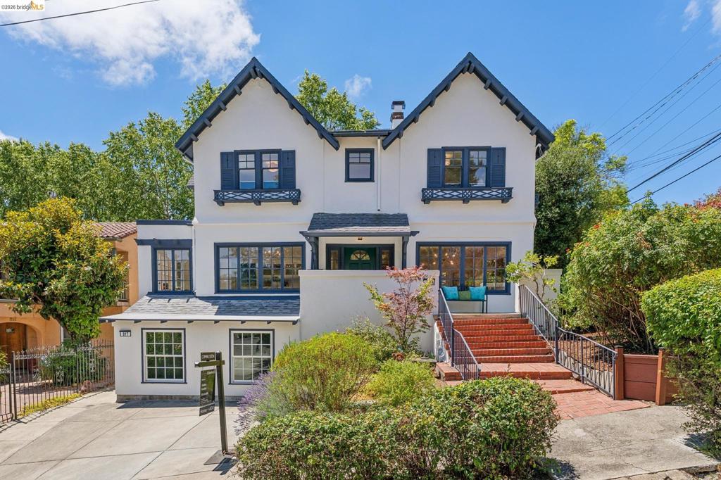 815 Paloma Ave AVE, Oakland CA 94610