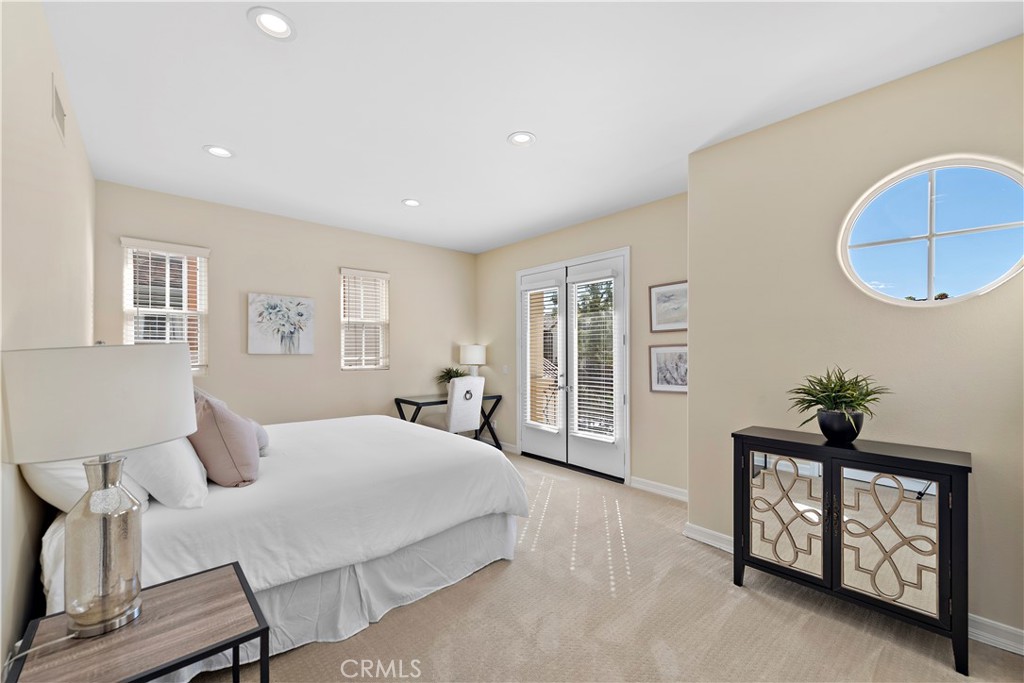 Tesoro Crest (TECT) - Residential Lease