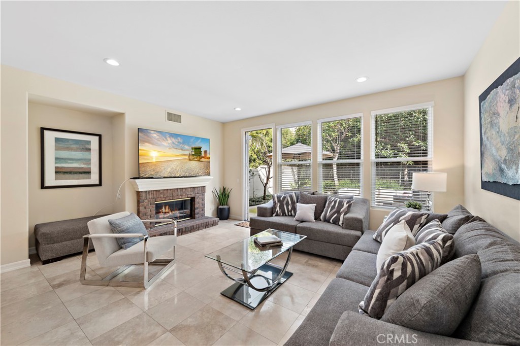 Tesoro Crest (TECT) - Residential Lease