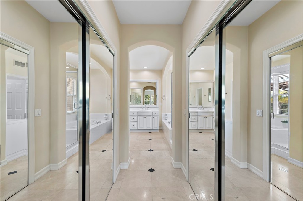 Tesoro Crest (TECT) - Residential Lease