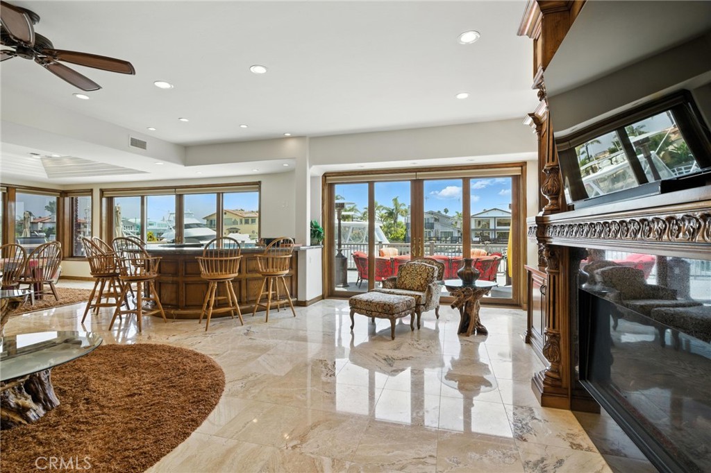 Mandalay Bay 01 - Residential