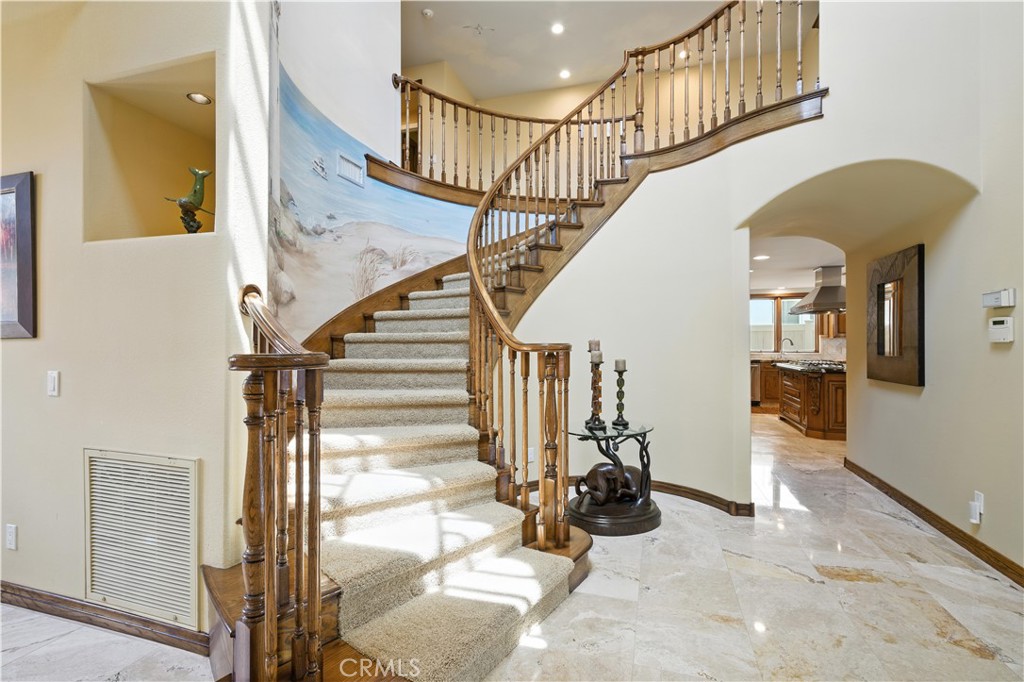 Mandalay Bay 01 - Residential