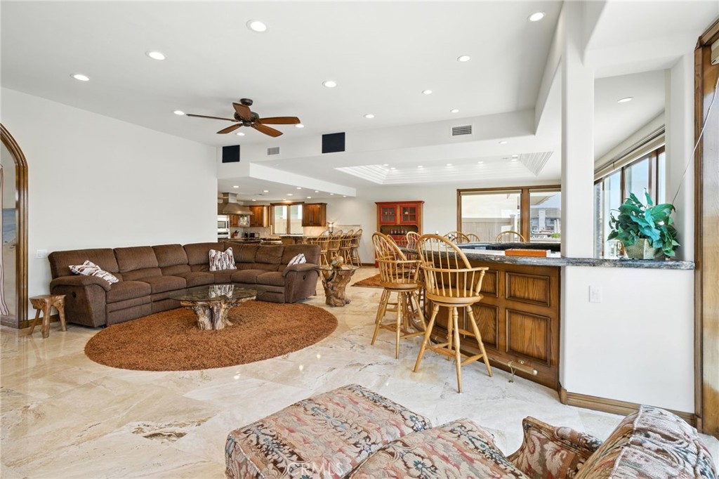 Mandalay Bay 01 - Residential