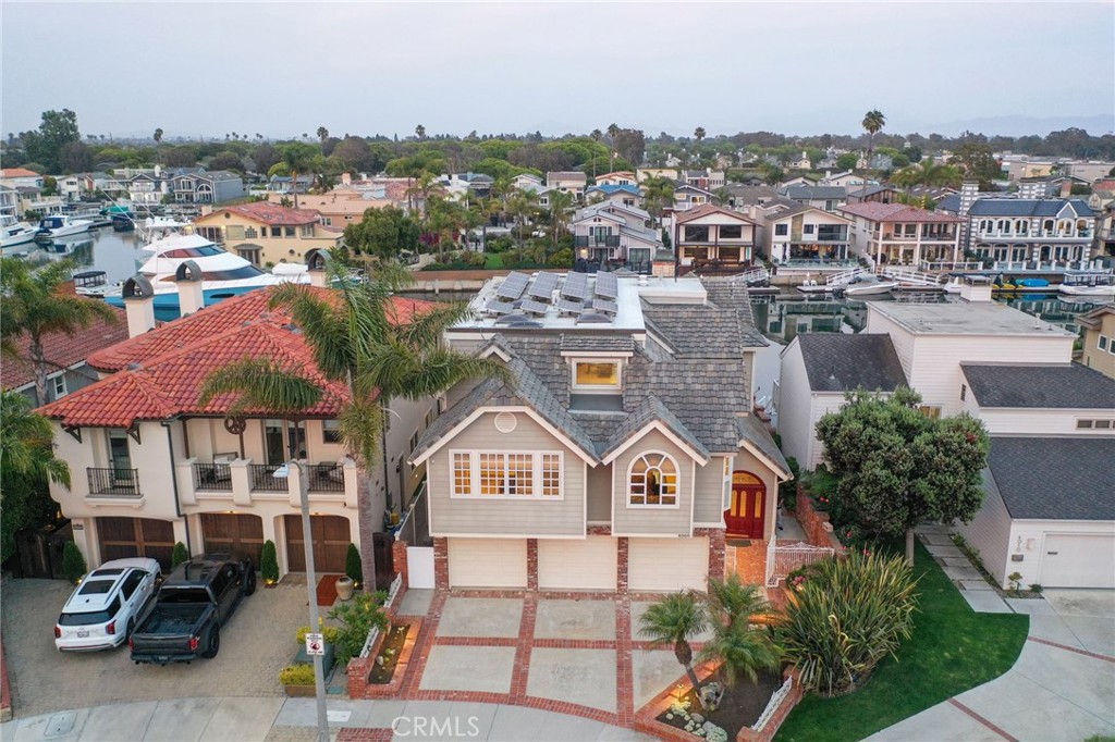 Mandalay Bay 01 - Residential