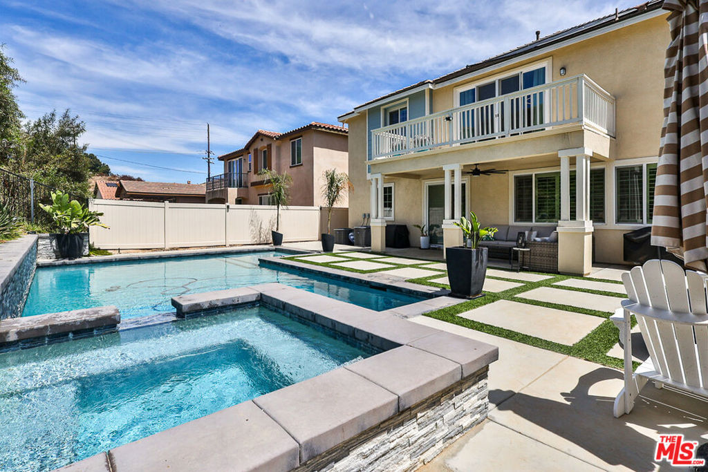 30616 Mulberry Court