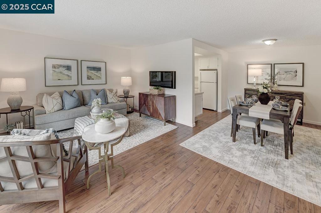ROSSMOOR - Residential