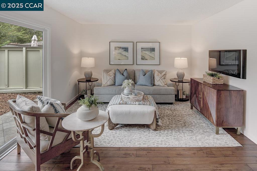 ROSSMOOR - Residential