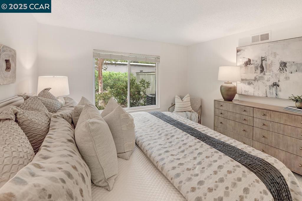 ROSSMOOR - Residential