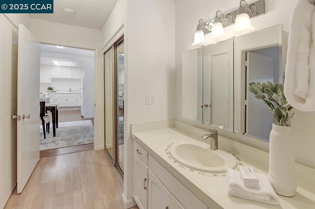 ROSSMOOR - Residential