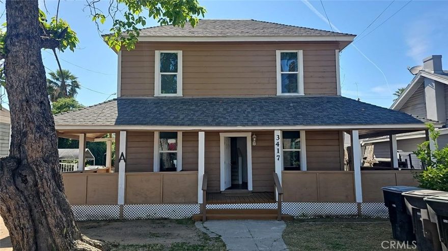this  Beautifull  Duplex has  eveything  new  kitchens   baths  windows lights  floors  paint   close  to  riverside  downtown  and  close  to university  of riverside    also  has  a  long driveway good  enough  to  put  RVs   or  coming  w  your  truck  and  tools    also has  plenty storage  in the  back 

close  to  metrolink   station   come and see it