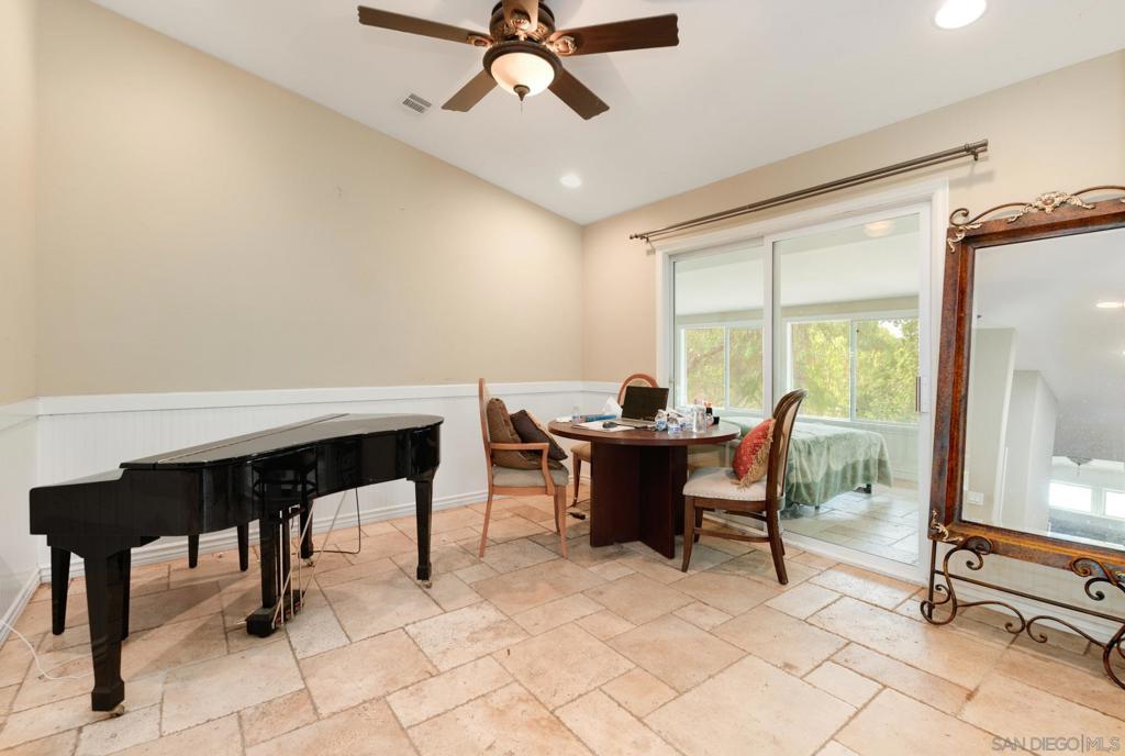 Valley Center - Residential