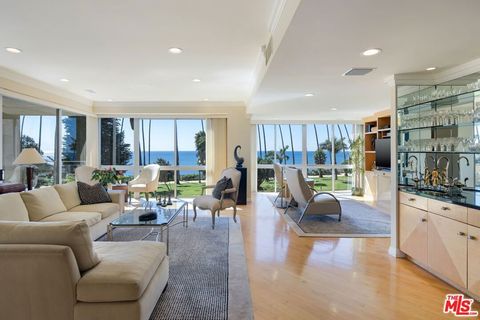 Photo of 515 Ocean Avenue #402N, Santa Monica, CA 90402 (MLS # 26660251)