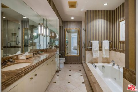 Tiny photo for 515 Ocean Avenue #402N, Santa Monica, CA 90402 (MLS # 26660251)