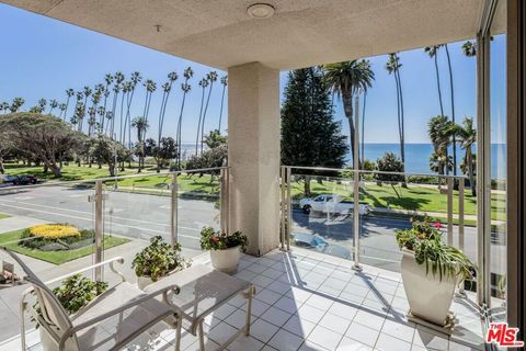 Tiny photo for 515 Ocean Avenue #402N, Santa Monica, CA 90402 (MLS # 26660251)