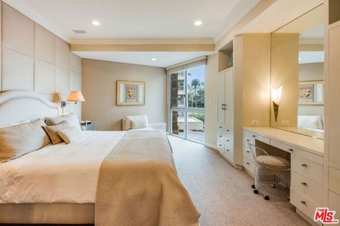 Tiny photo for 515 Ocean Avenue #402N, Santa Monica, CA 90402 (MLS # 26660251)