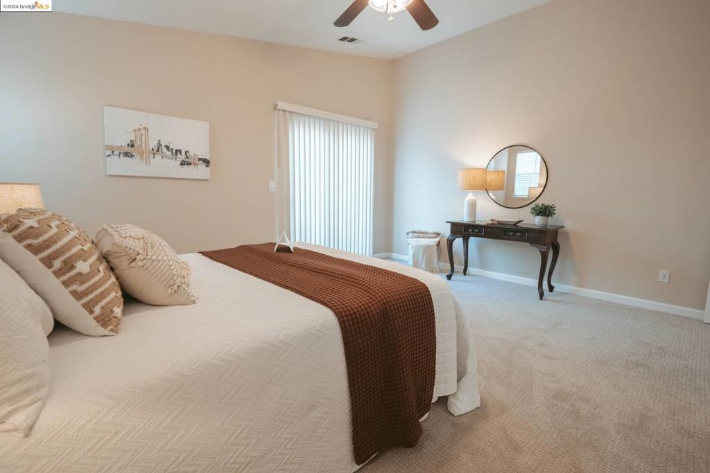 OAKLEY - Residential