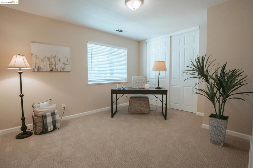 OAKLEY - Residential