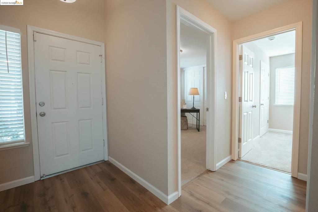 OAKLEY - Residential