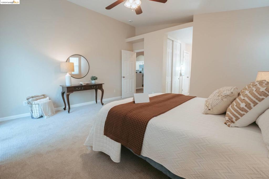 OAKLEY - Residential