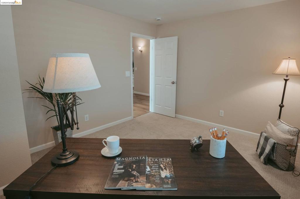 OAKLEY - Residential