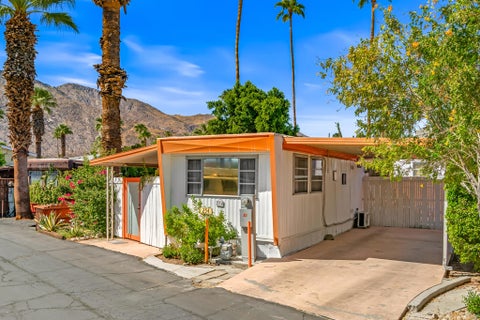 Photo of 254 Cherokee Street, Palm Springs, CA 92264 (MLS # 219153189PS)