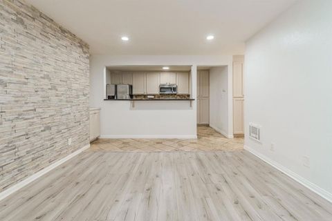 Photo of 9860 Dale Avenue #D10, Spring Valley, CA 91977 (MLS # PTP2503257)