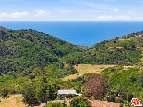 Photo of 3065 S S Foose Road, Malibu, CA 90265 (MLS # 26721079)