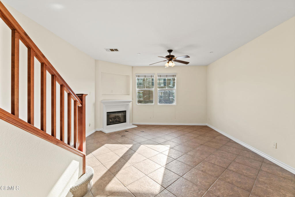 Tesoro Walk - 5455 - Residential