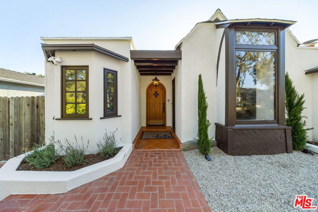 Photo of 1941 Midvale Avenue, Los Angeles, CA 90025 (MLS # 26988719)