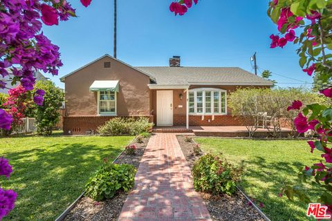 5967 Carpenter Avenue Valley Village CA 91607