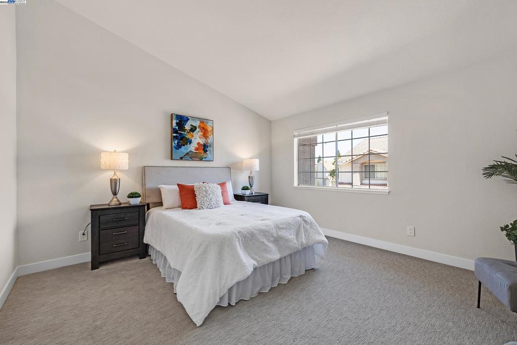 SUMMERSET - Residential