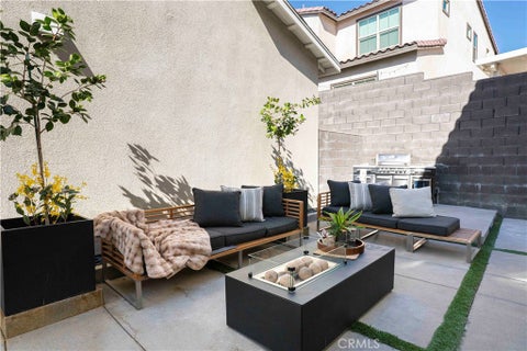 Tiny photo for 15874 Caterpillar DR, Fontana, CA 92336 (MLS # PW26223518)