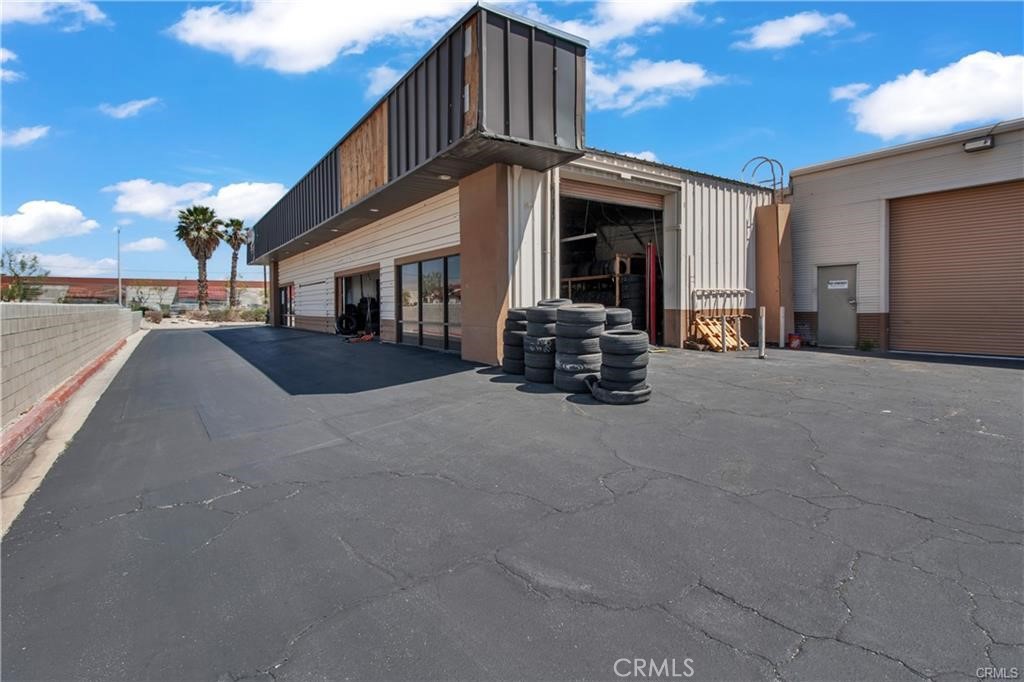 13945 N Indian Canyon Dr